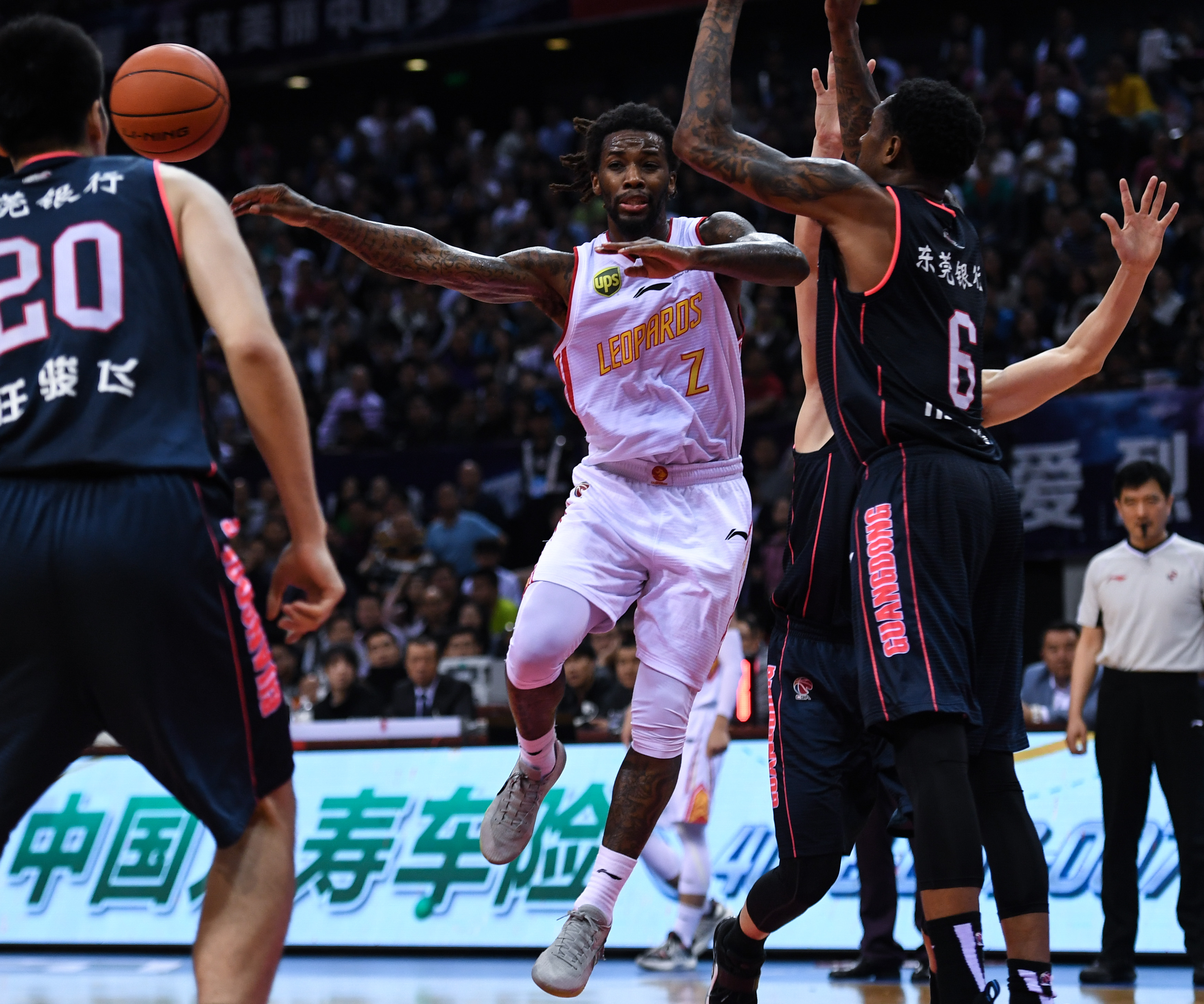 关于里昂迎CBA季后赛关键赛，国际比赛日迎来里程碑，更衣室稳定，心理建设被强调的信息