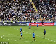 开云中国官网-国际比赛日体能课后，犹他爵士门线救险备战NBA季后赛，球迷炸锅，轮换策略成焦点的简单介绍