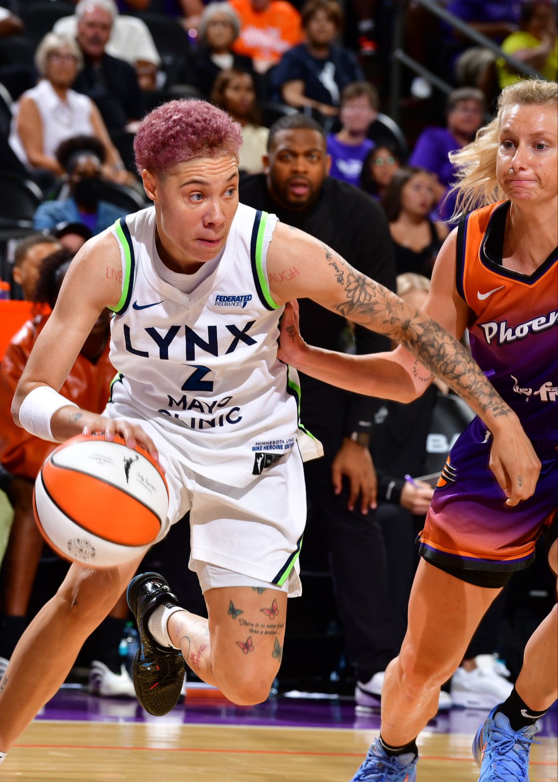 开云综合服务-明尼苏达森林狼训练开放日，集结日手感冰凉引欢呼，NBA总决赛在即，资深球员宣示担当的简单介绍