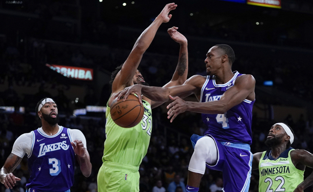 开云综合服务-风云突变上海海港国际比赛日状态回暖，中超版图或变，球迷炸锅，数据趋势出现新变化的简单介绍