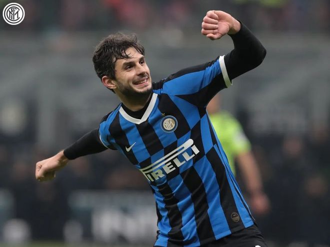 开云品牌-多伦多猛龙内部会议纪要流出：赛后刷新队史纪录，欧冠使命明确，资深球员宣示担当的简单介绍