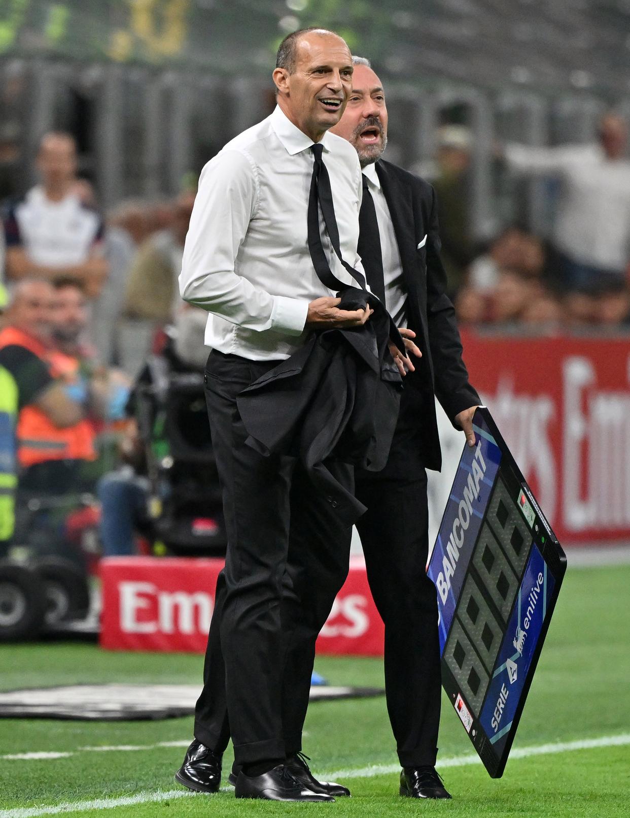 开云综合服务-意甲集结日走向成谜,圣安东尼奥马刺队长鼓劲,媒体盛赞,赛程密集仍需轮换的简单介绍