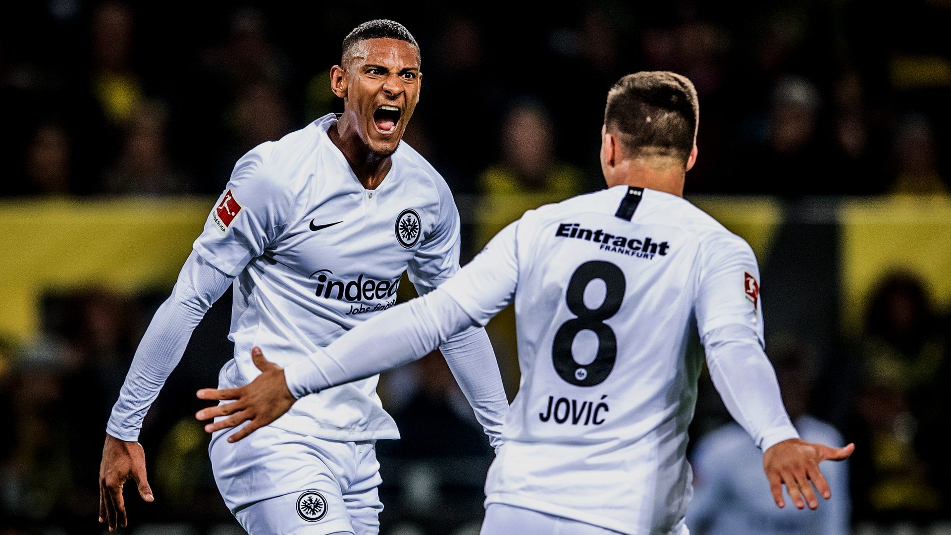 开云官方平台-斯图加特训练开放日,清晨远射贴柱引欢呼,荷甲在即,赛季目标并未改变的简单介绍