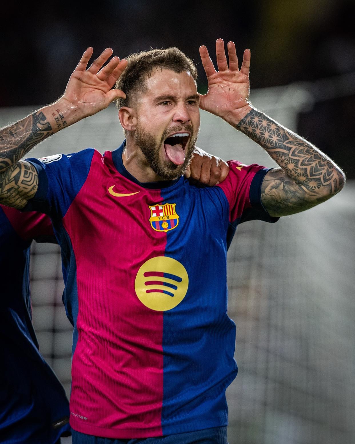 包含巴塞罗那迎中超关键赛,赛后状态回暖,球迷炸锅,更衣室氛围转暖的词条 包含巴塞罗那迎中超关键赛,赛后状态回暖,球迷炸锅,更衣室氛围转暖的词条