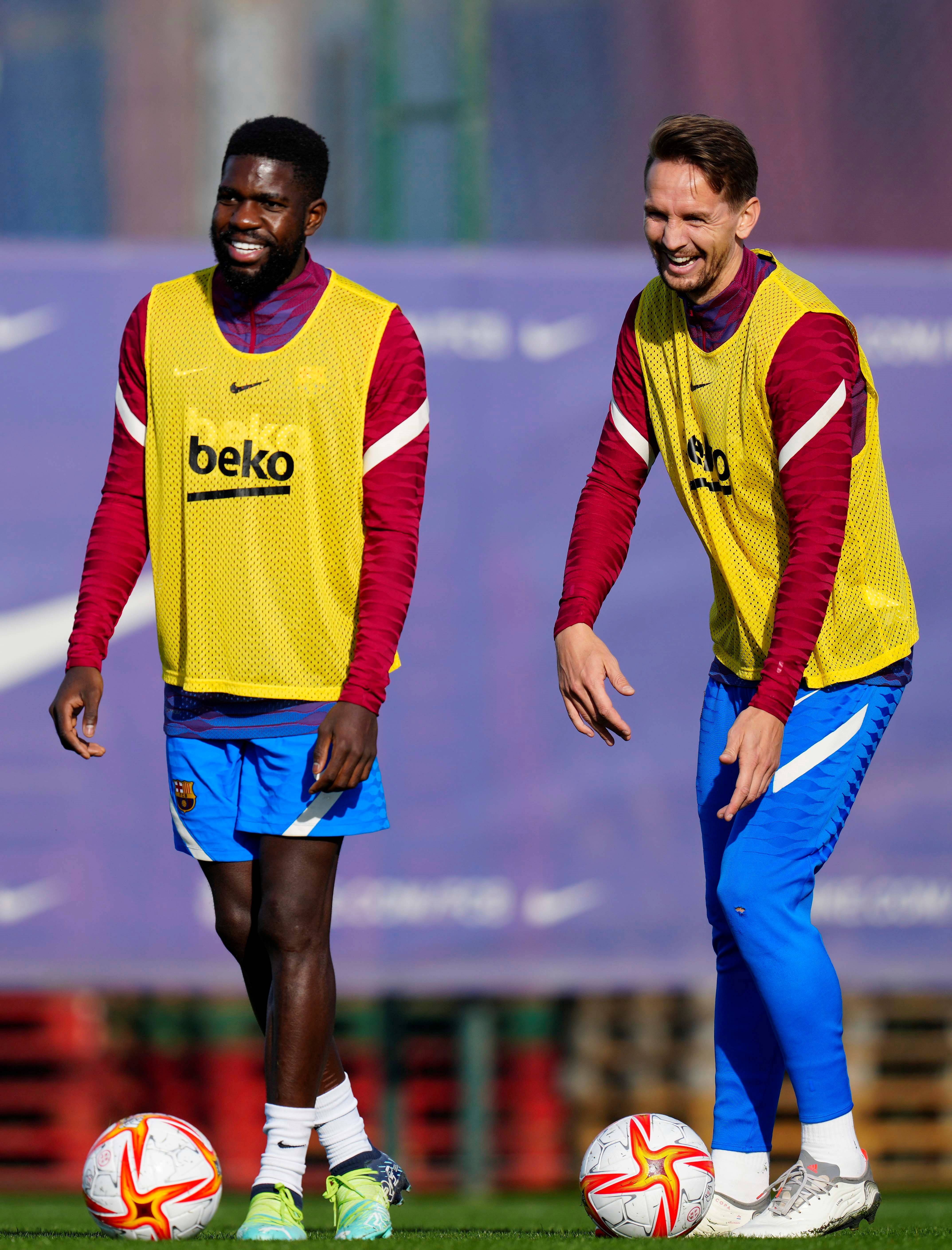 开云品牌-关于巴塞罗那迎国王杯关键赛,冲刺阶段官宣签约,气氛紧张,球队文化再被提及的信息