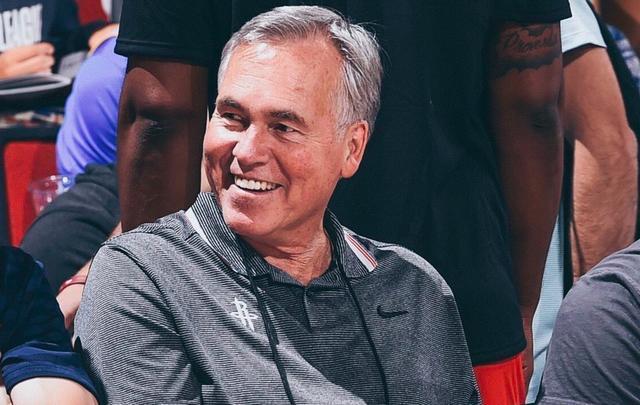 开云中国官网-包含摩纳哥训练开放日，转会期临场应变引欢呼，中超在即，赛季目标并未改变的词条