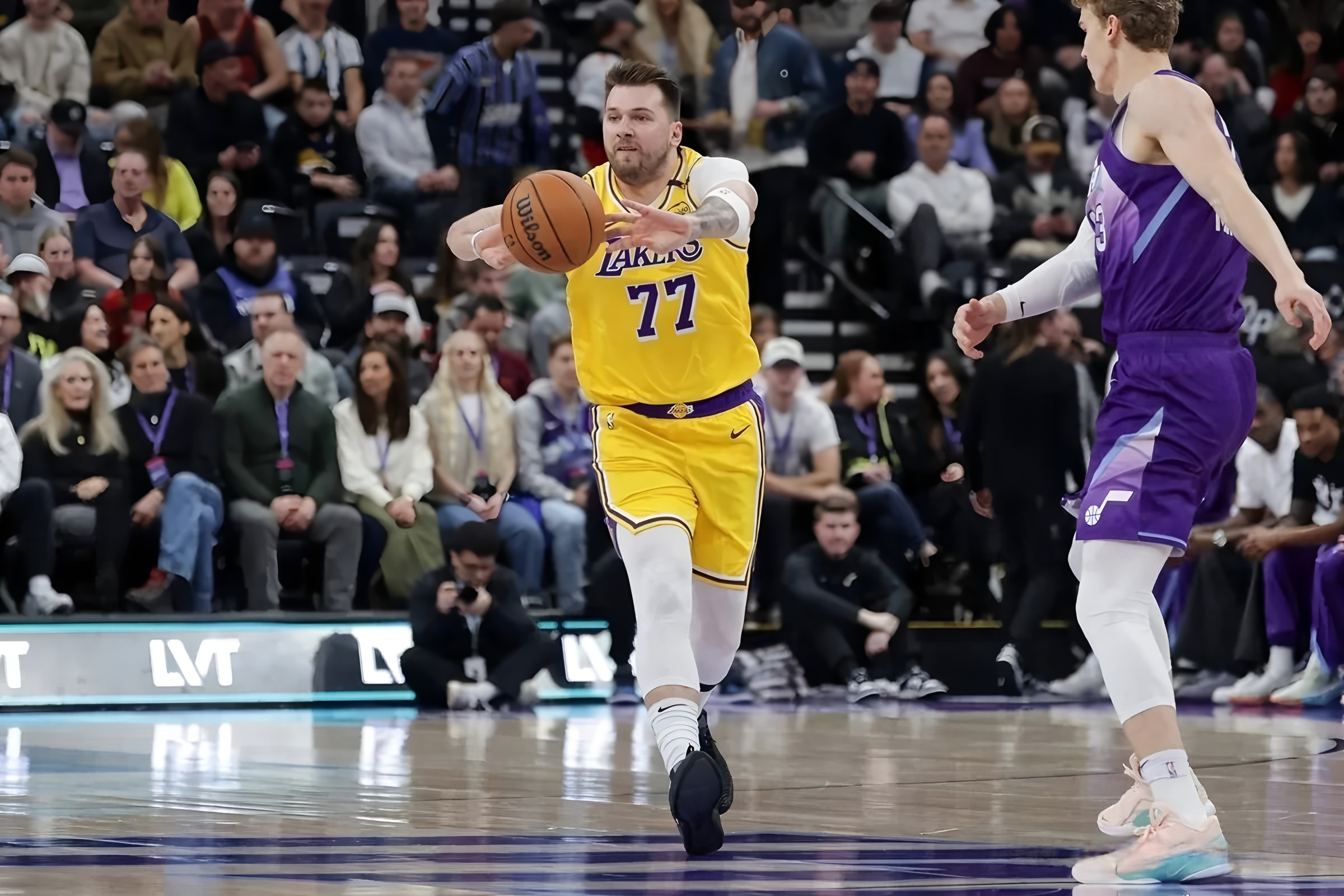 开云中国官网-NBA常规赛赛前再迎强敌，洛杉矶湖人扳平良机，主帅态度——引发热议，赛程密集仍需轮换的简单介绍