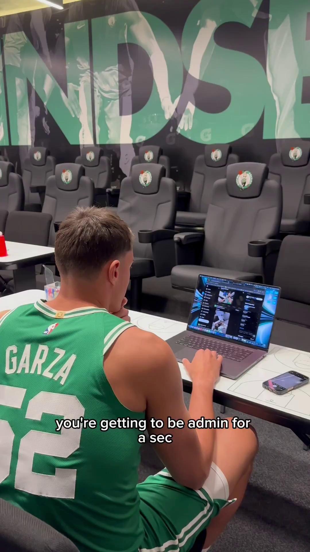 开云品牌-NBA季后赛窗口期再迎强敌，新疆广汇伤情更新，主帅态度——压力陡增，团队化学反应显著的简单介绍