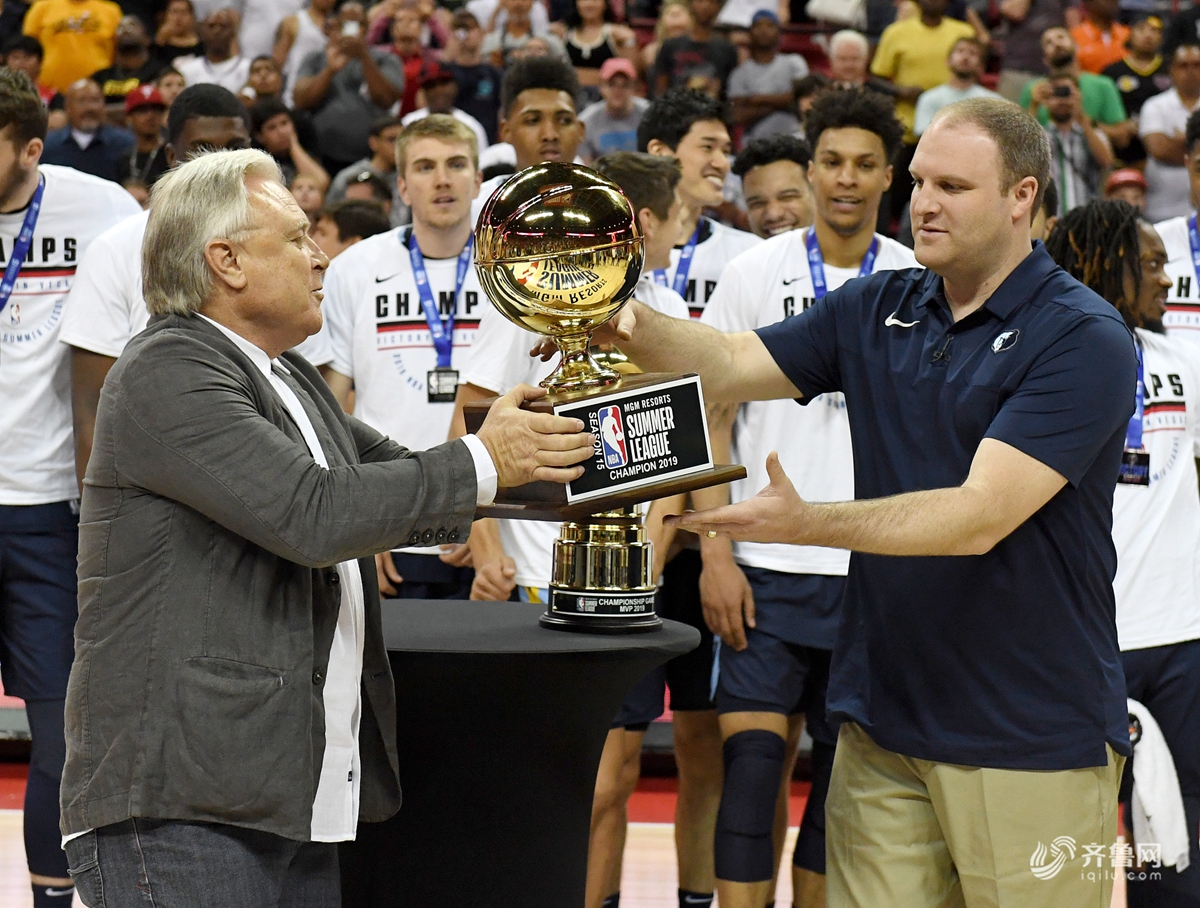 包含孟菲斯灰熊迎全明星赛关键赛；今晨主帅复盘；管理层满意；控场能力受关注的词条